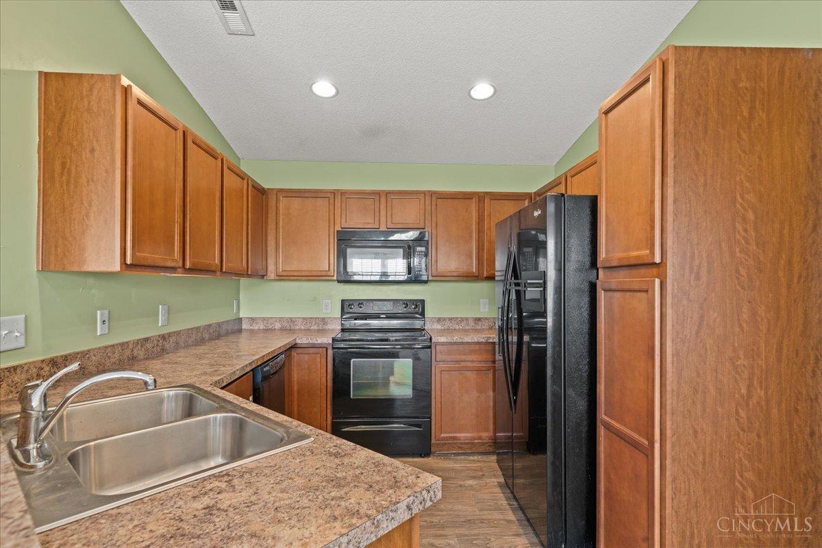 1384 Twin Spires Drive, Batavia Twp, OH, 45103 — photo 9