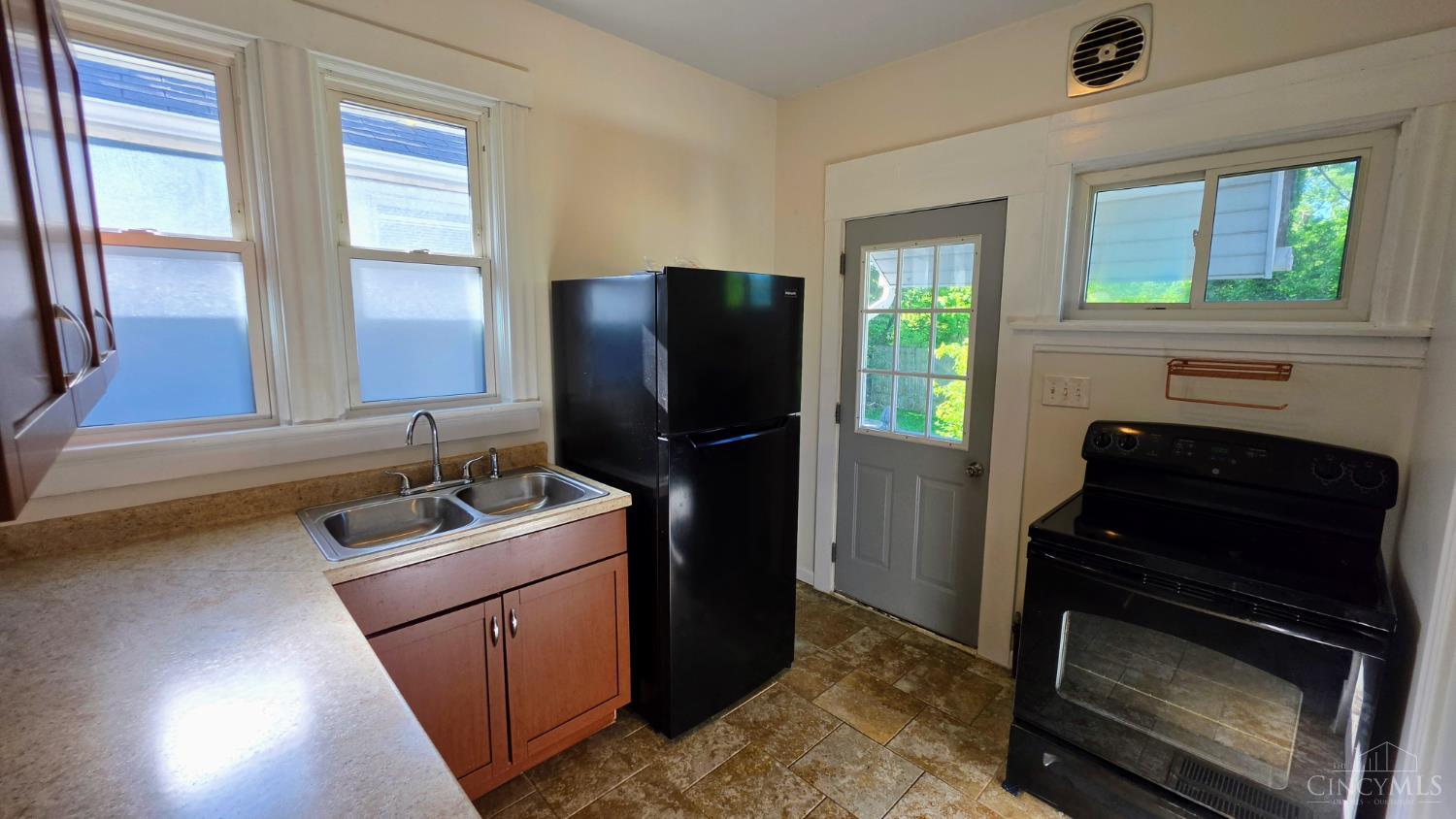 2717 Lawndale Avenue, Cincinnati, OH, 45212 — photo 13