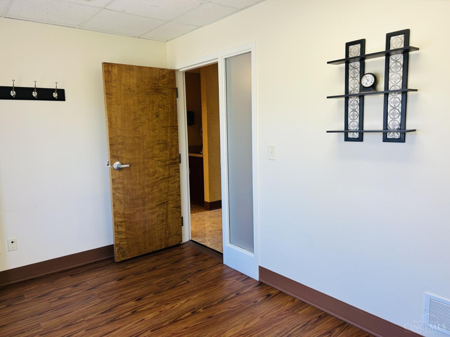 3006 Glenmore Avenue, Cincinnati, OH, 45238 — photo 6