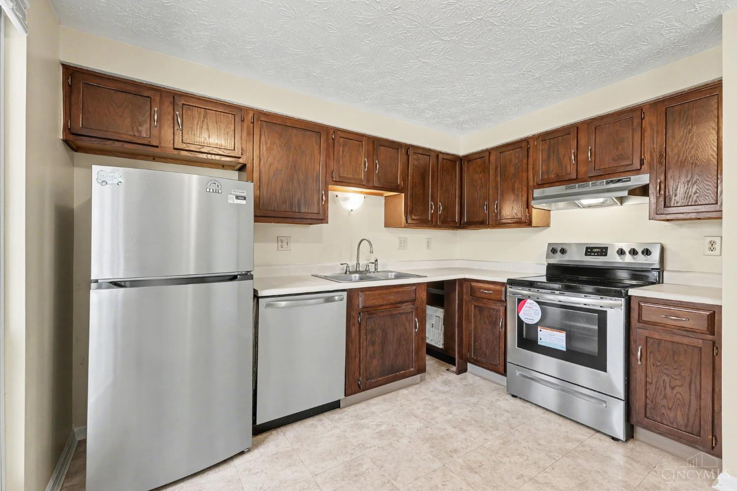 8081 Hetz Drive, Sycamore Twp, OH, 45242 — photo 5