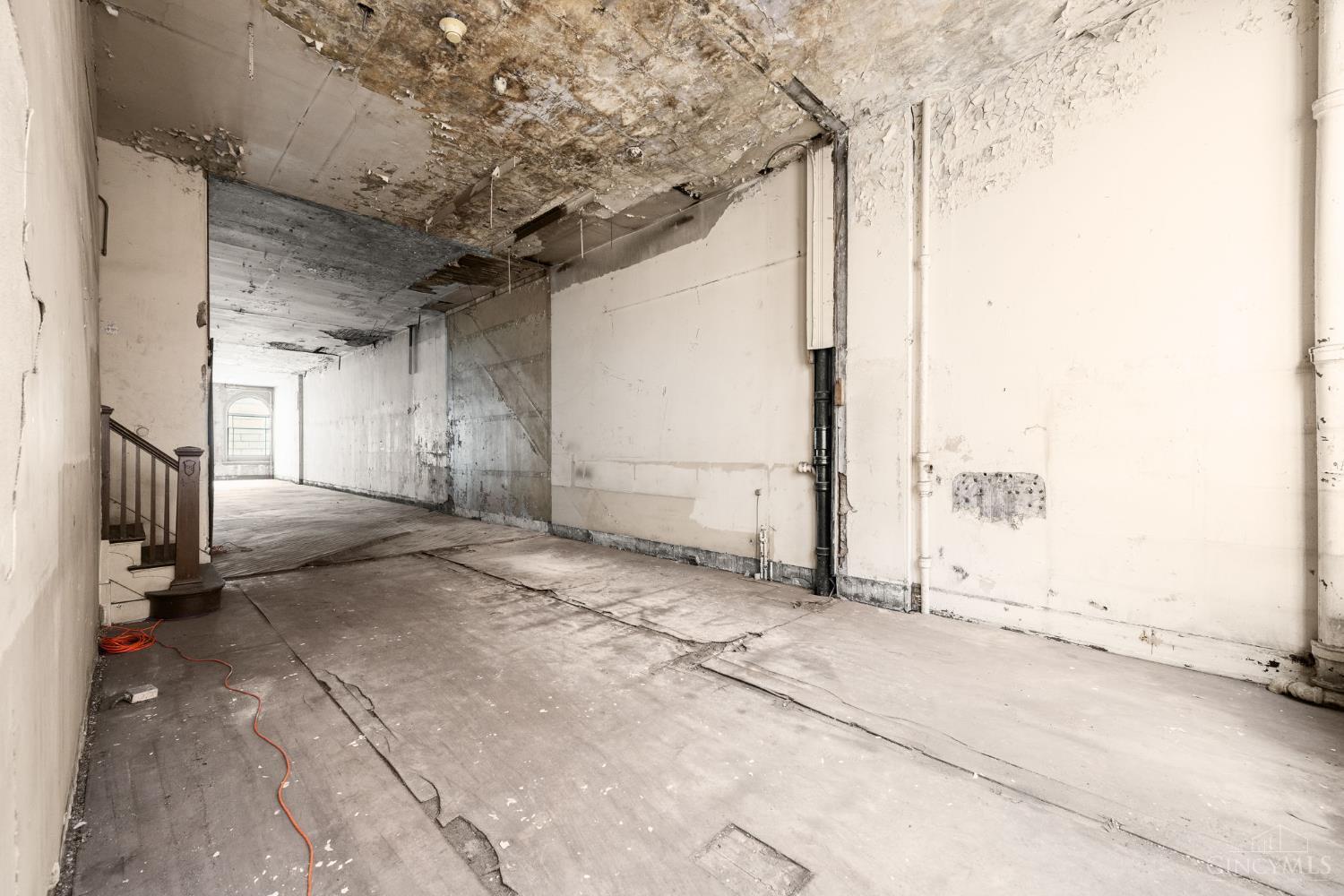 8 Fourth Street, Cincinnati, OH, 45202 — photo 24