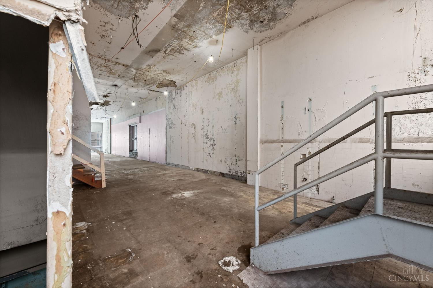 8 Fourth Street, Cincinnati, OH, 45202 — photo 19