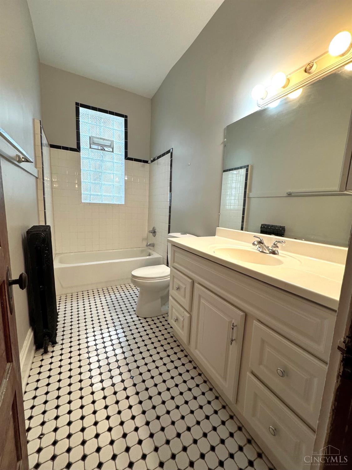 3825 Eastern Avenue, Cincinnati, OH, 45226 — photo 10