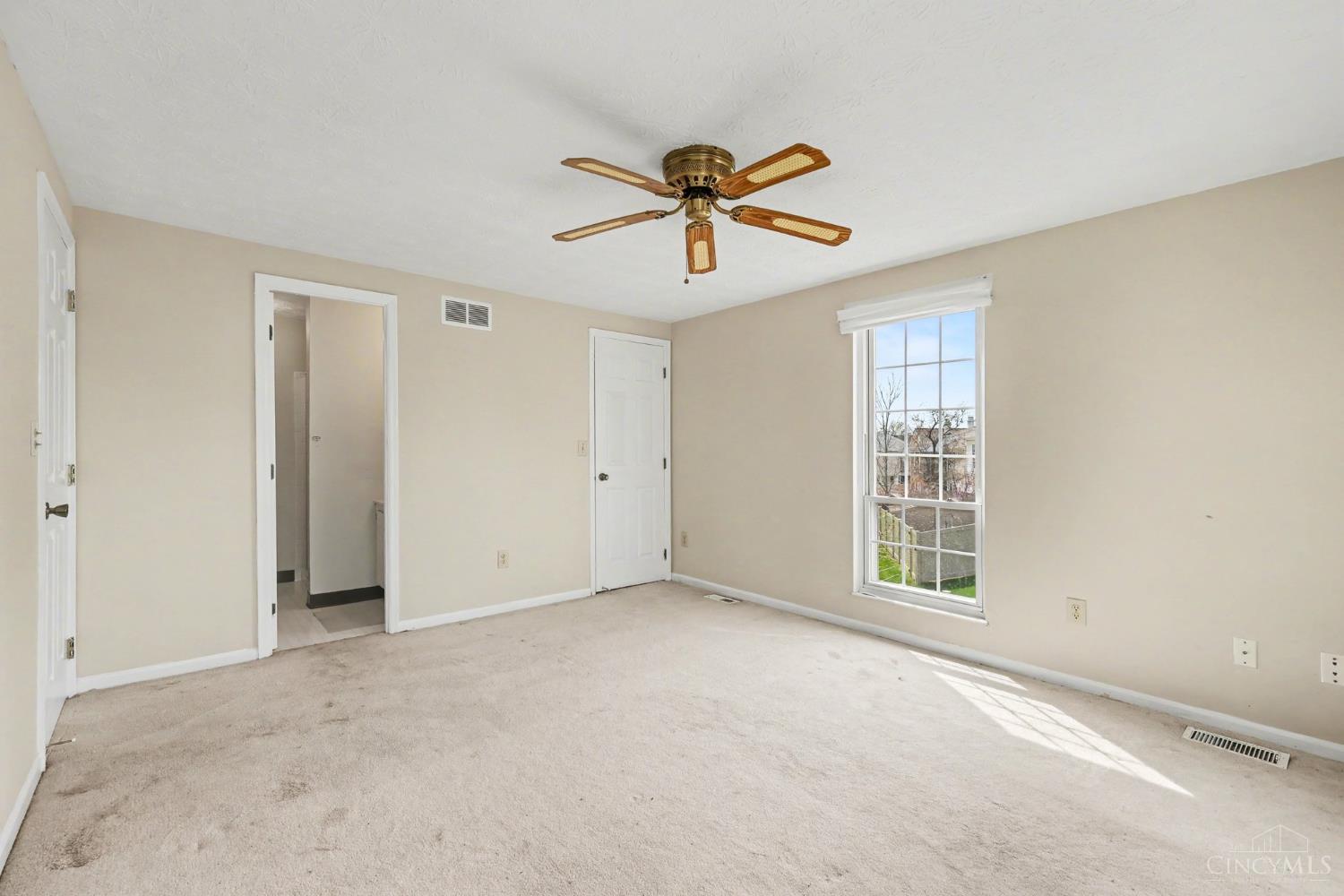 8081 Hetz Drive, Sycamore Twp, OH, 45242 — photo 8