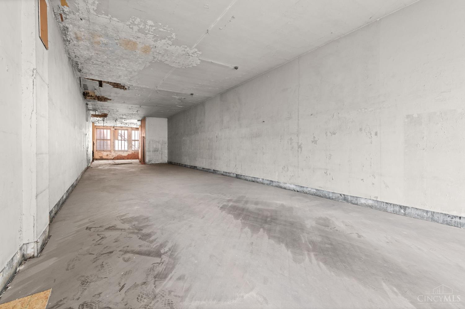 8 Fourth Street, Cincinnati, OH, 45202 — photo 28