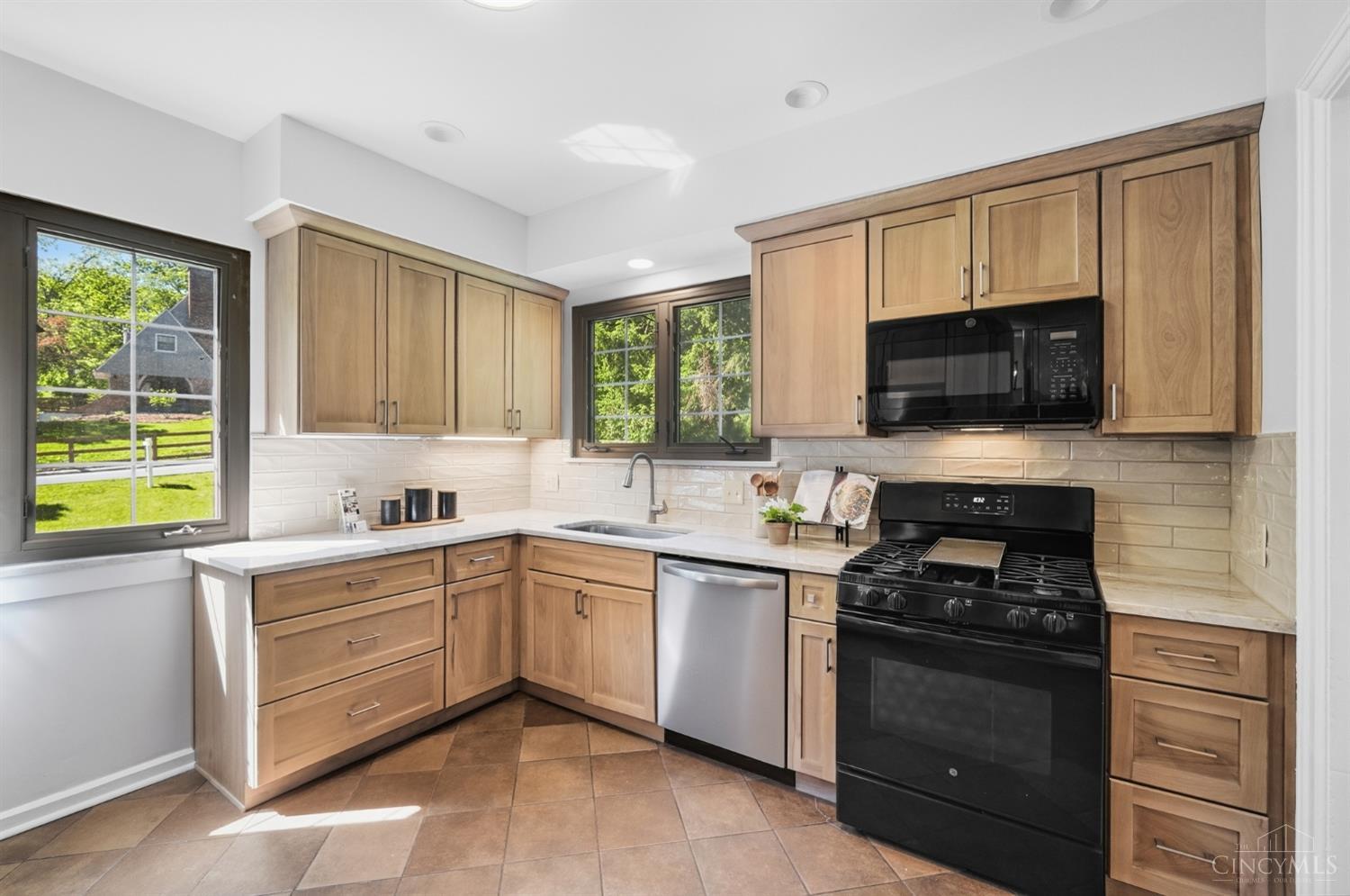 3931 Leyman Drive, Cincinnati, OH, 45229 — photo 10