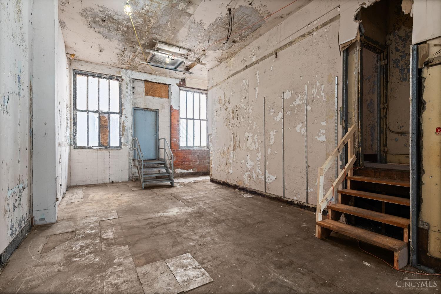 8 Fourth Street, Cincinnati, OH, 45202 — photo 21