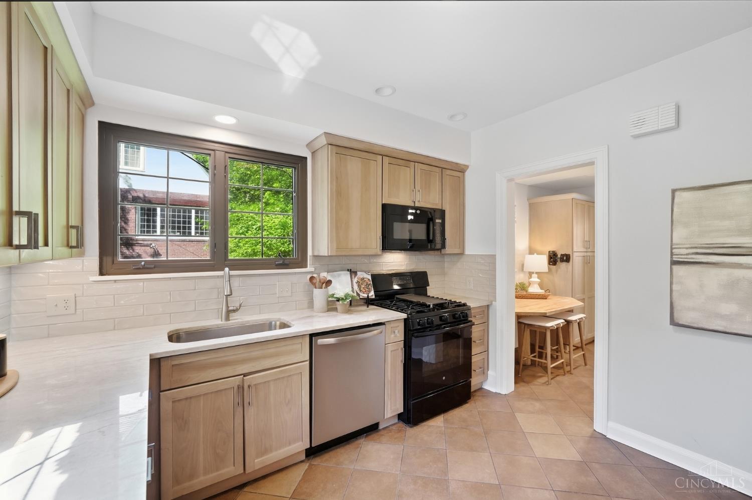 3931 Leyman Drive, Cincinnati, OH, 45229 — photo 11