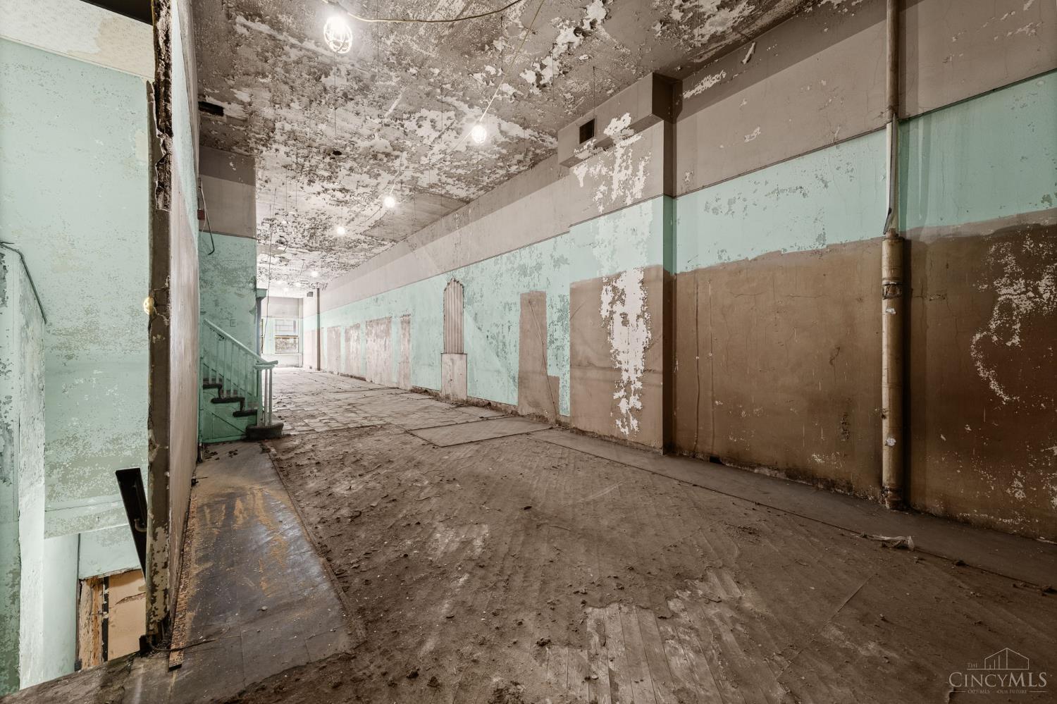 8 Fourth Street, Cincinnati, OH, 45202 — photo 14