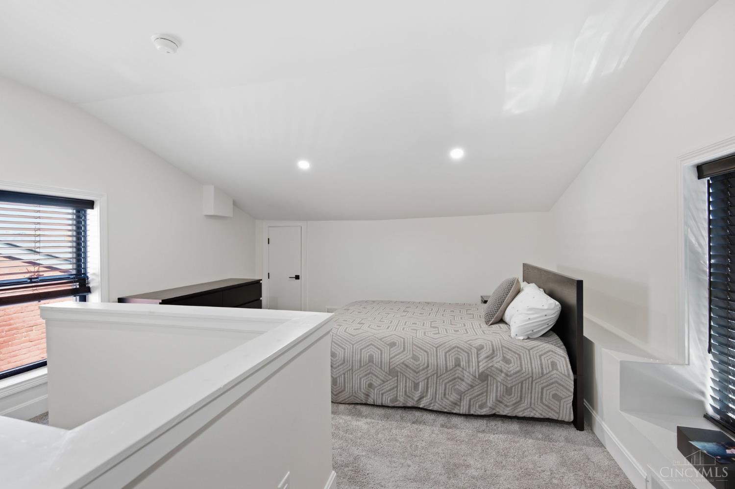 918 York Street, Cincinnati, OH, 45214 — photo 38