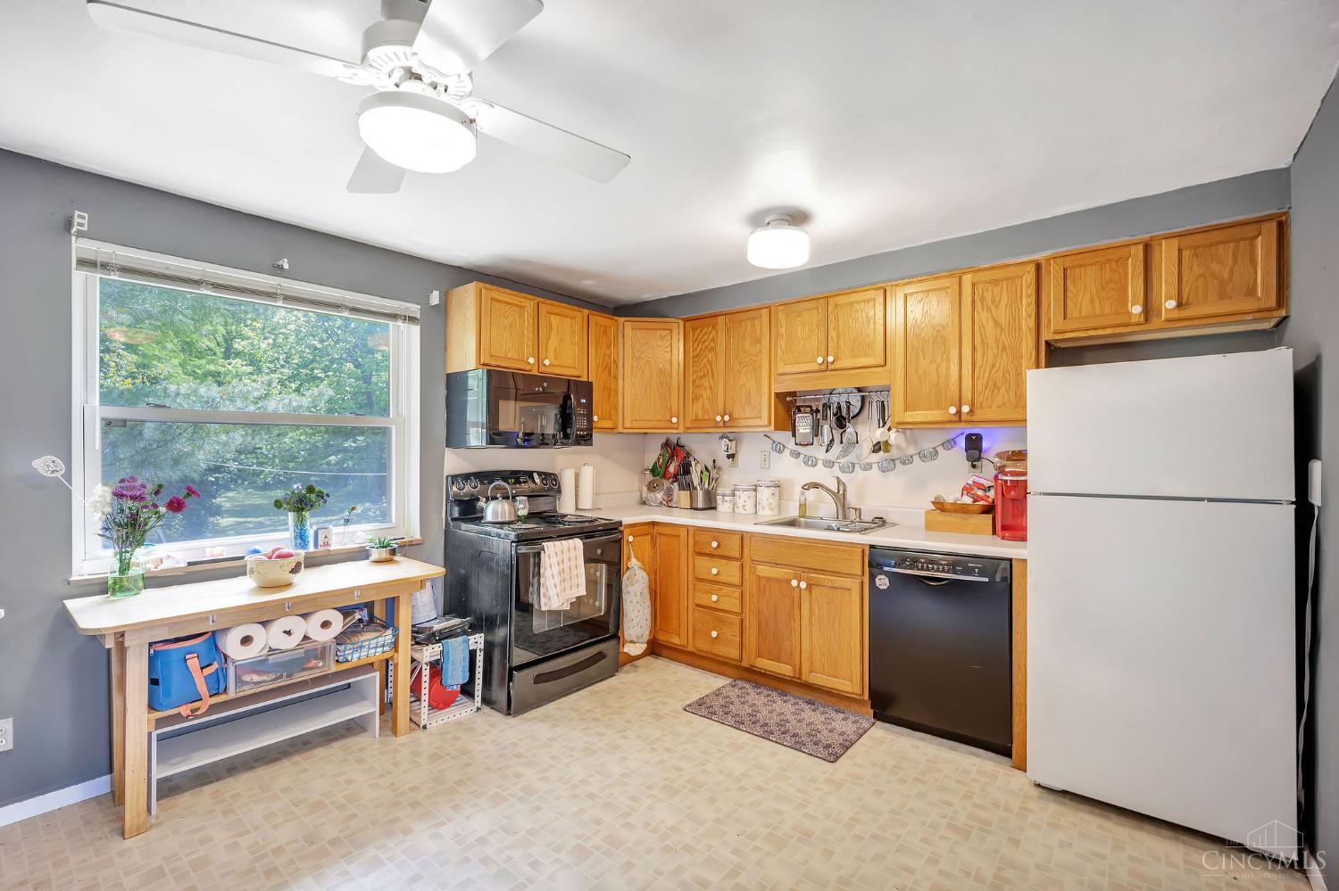 9315 Greenhedge Lane, Symmes Twp, OH, 45140 — photo 6