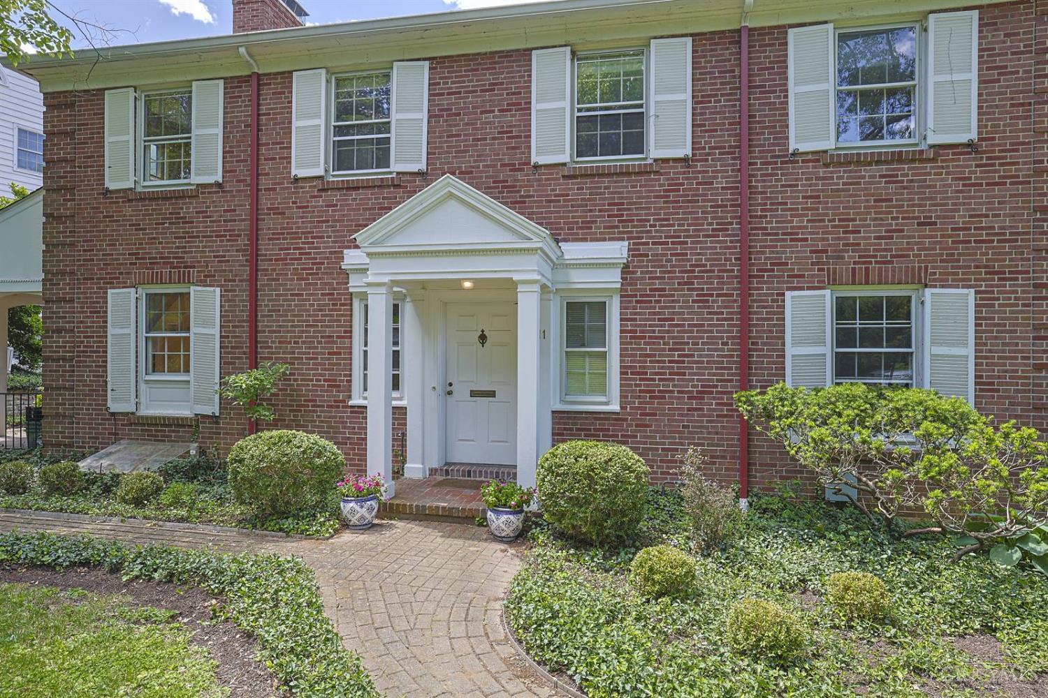 11 Weebetook Lane, Cincinnati, OH, 45208 — photo 8