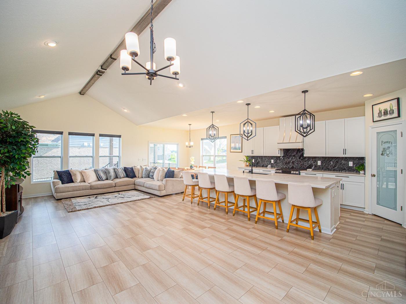 10015 Washington Glen Drive, Washington Twp, OH, 45458 — photo 2