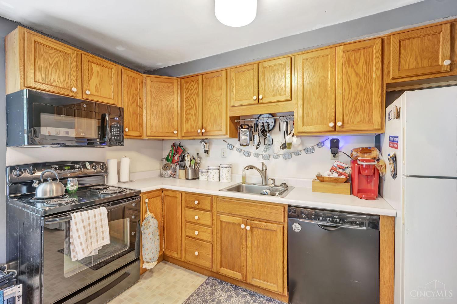 9315 Greenhedge Lane, Symmes Twp, OH, 45140 — photo 9