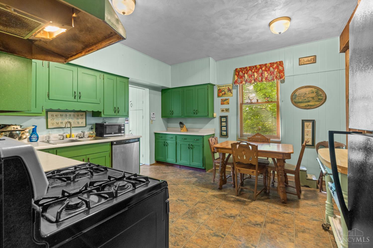 250 Broadway Street, Loveland, OH, 45140 — photo 19
