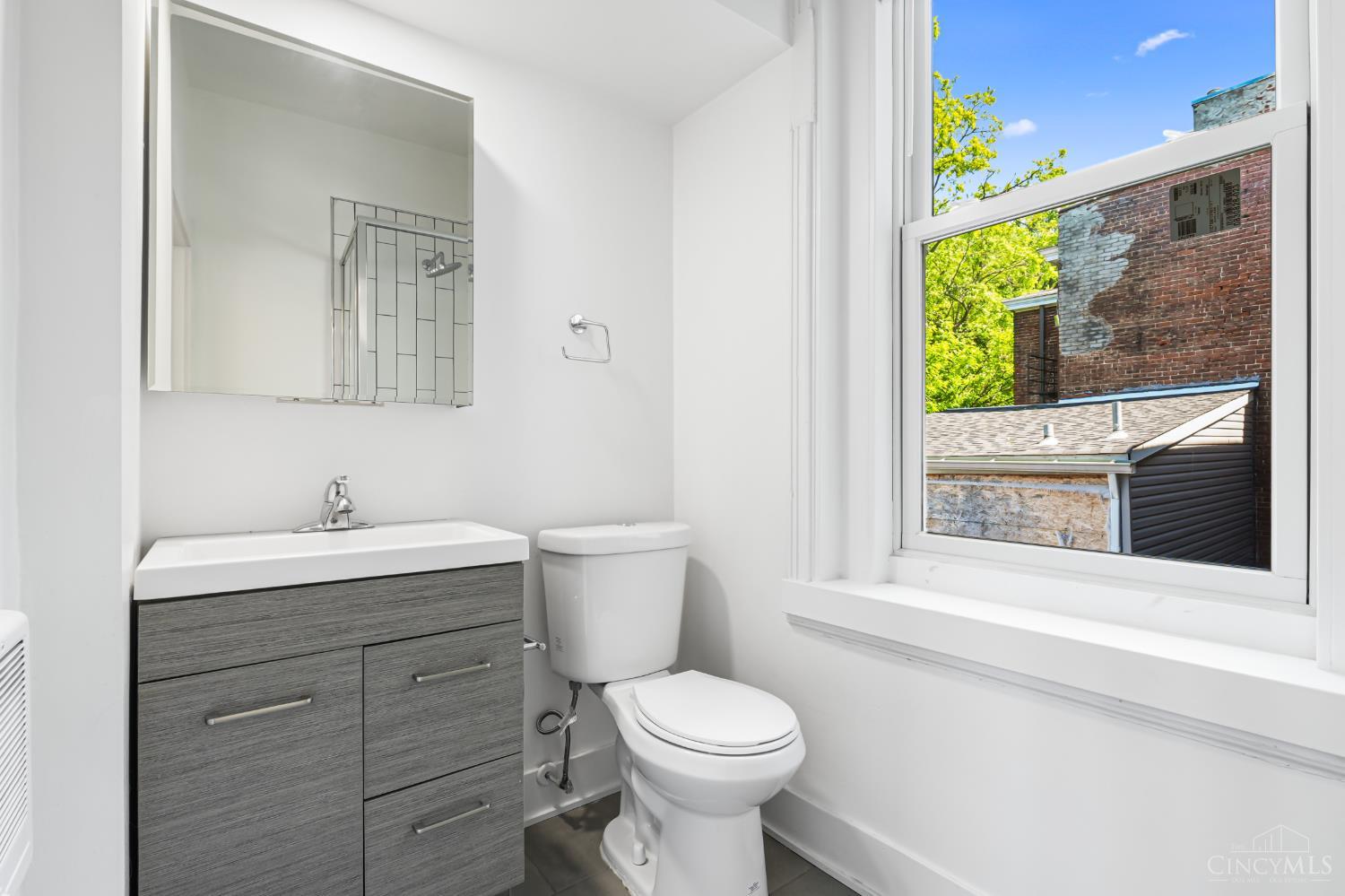 150 Clifton Avenue #L5, Cincinnati, OH, 45202 — photo 5