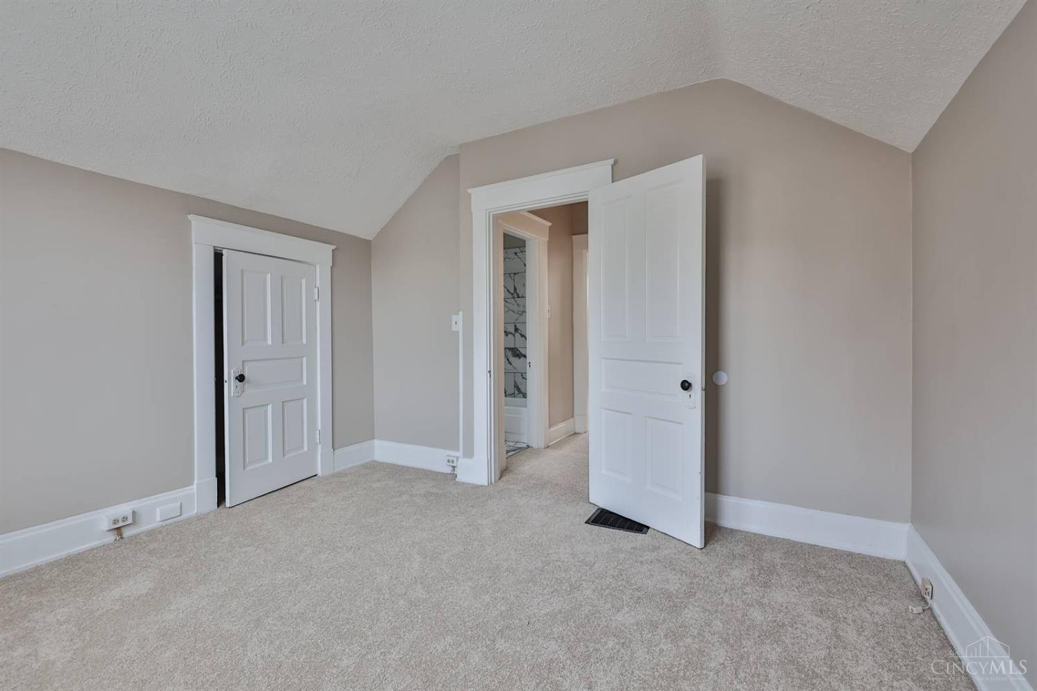 5807 Prentice Street, Cincinnati, OH, 45227 — photo 23