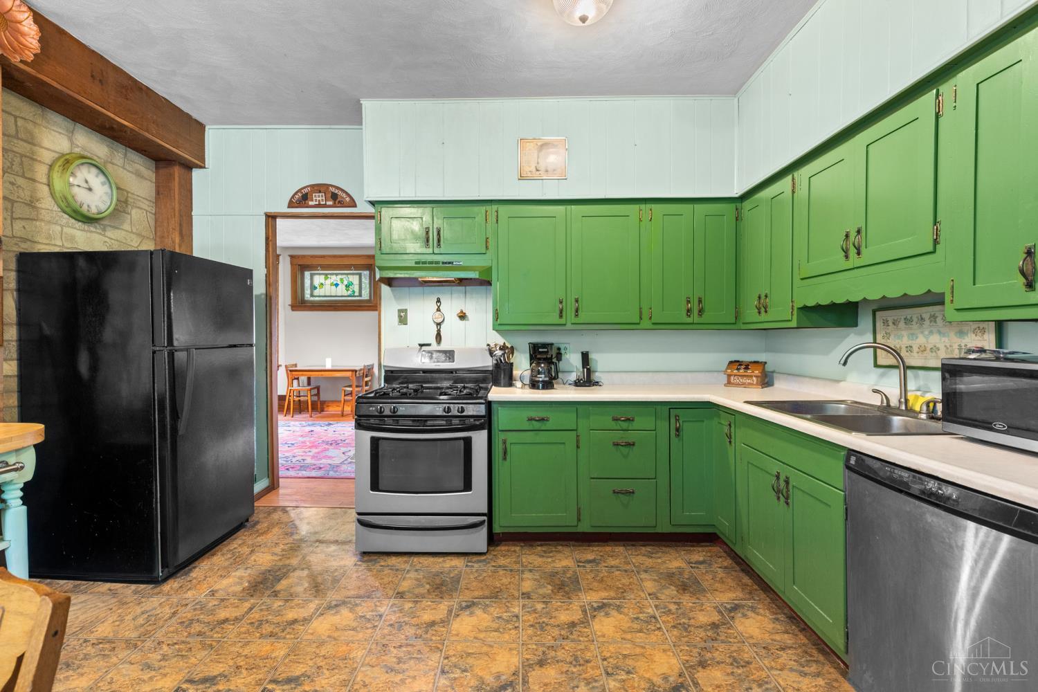 250 Broadway Street, Loveland, OH, 45140 — photo 17