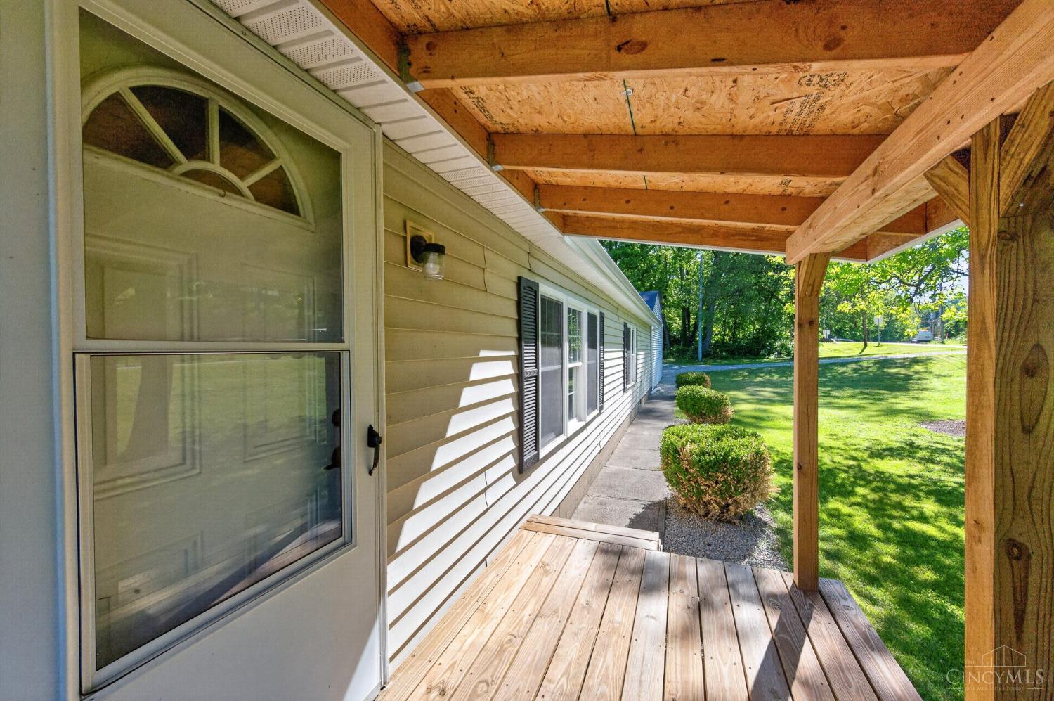 5th image of 297 N 1St St, Clarksville, OH 45113 | MLS# 1878837