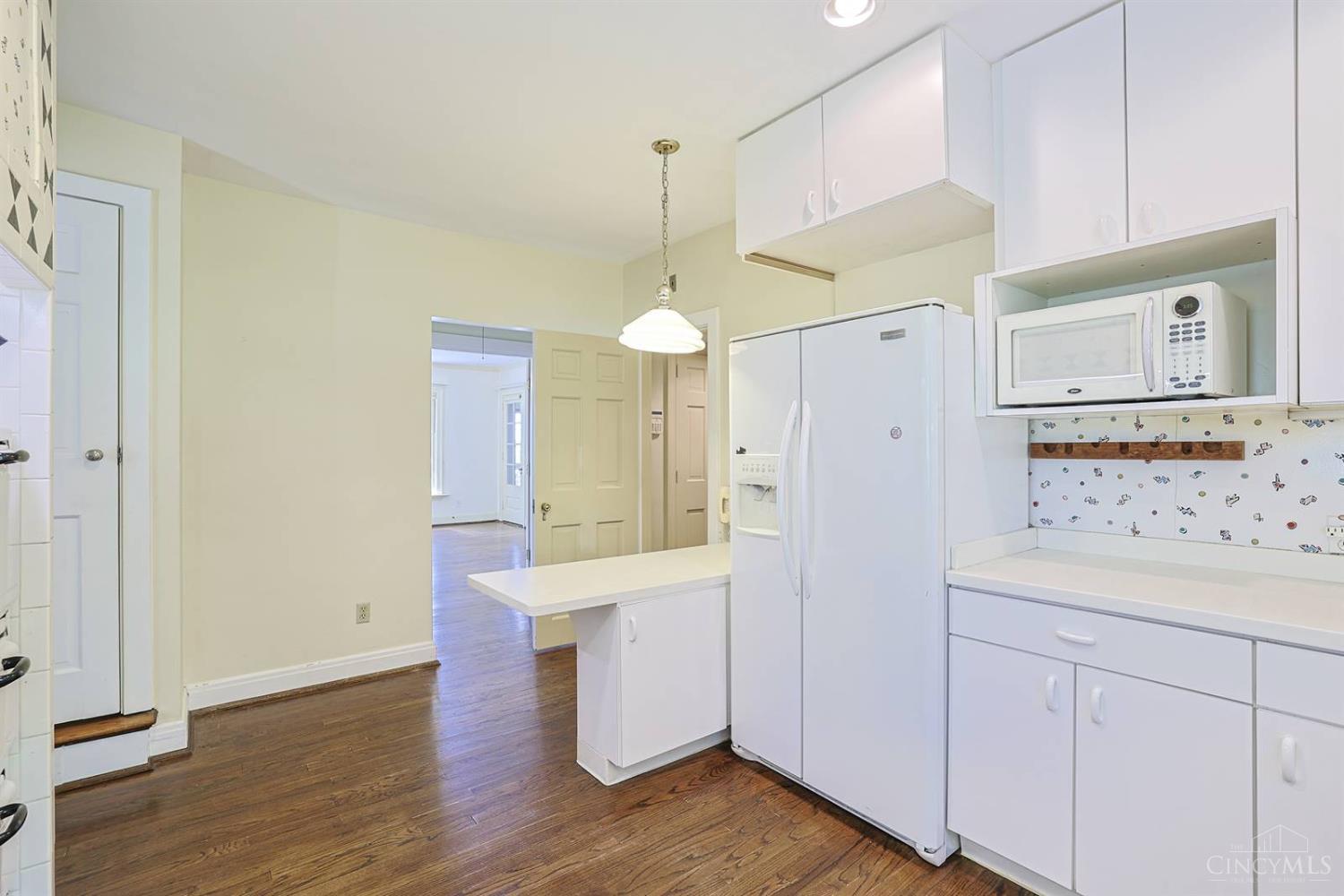 11 Weebetook Lane, Cincinnati, OH, 45208 — photo 30