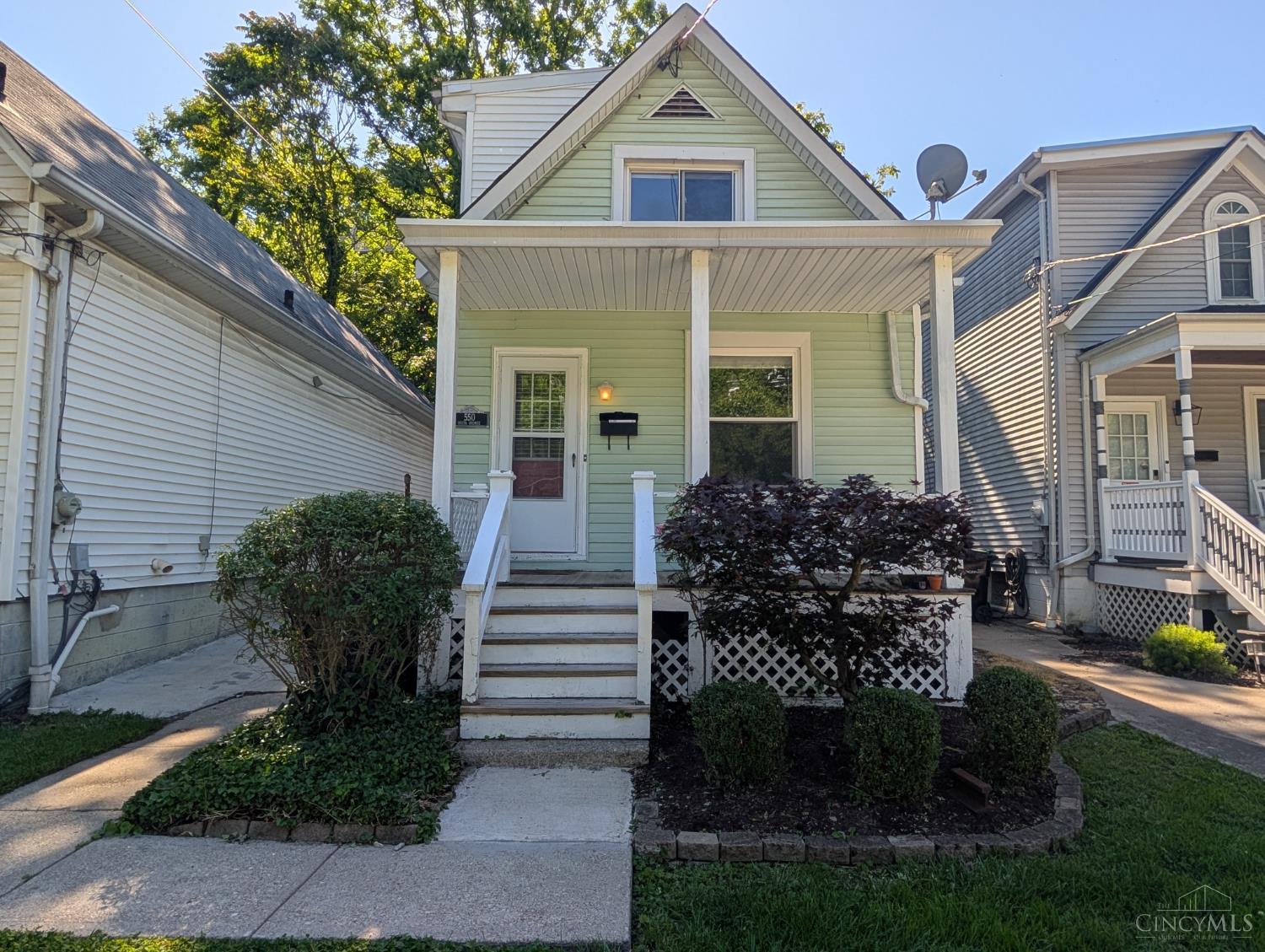 Homes for sale in Cincinnati, OH | 550 Delta Ave, Cincinnati, OH 45226 | MLS# 1871014