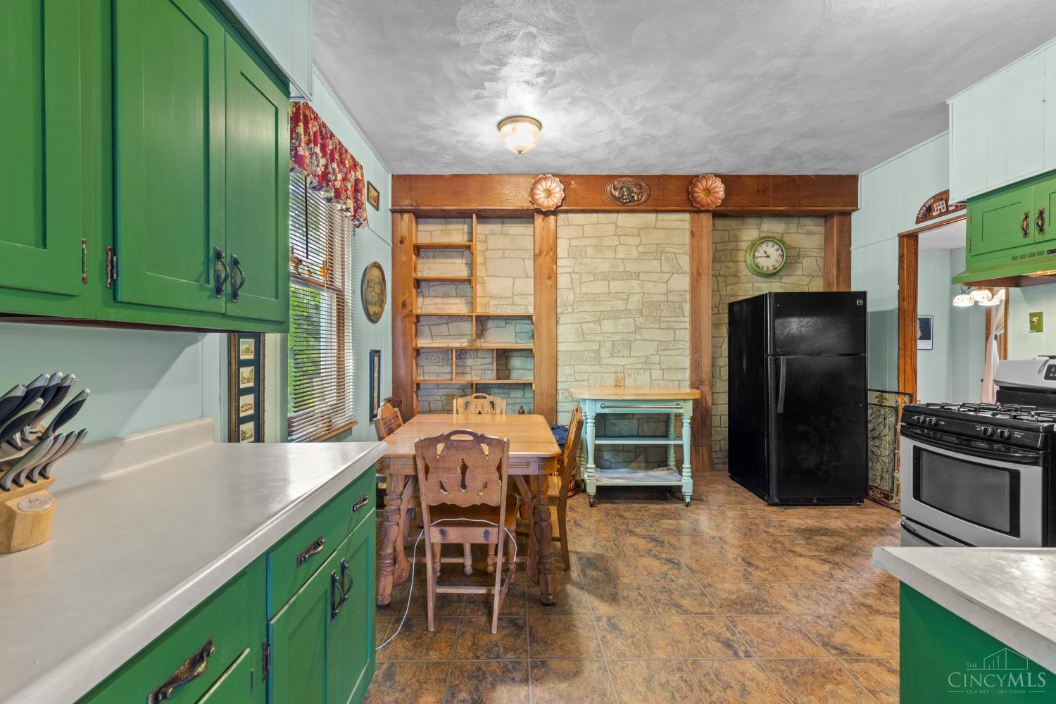 250 Broadway Street, Loveland, OH, 45140 — photo 18