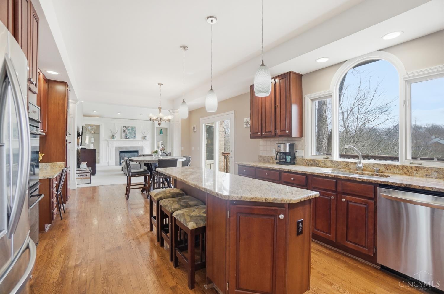 873 Miami Ridge Drive, Loveland, OH, 45140 — photo 15