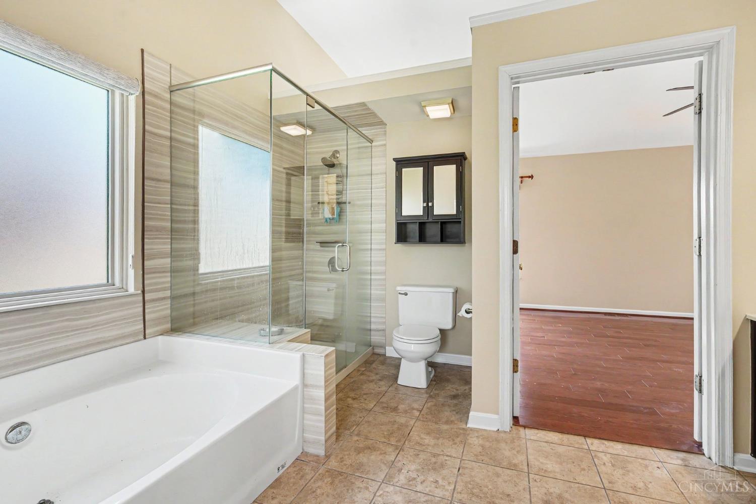 611 Shadowlawn Lane, Miami Twp, OH, 45140
