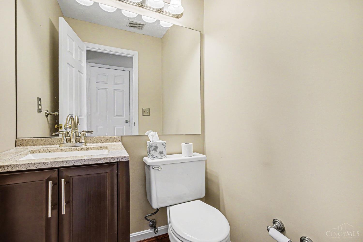 611 Shadowlawn Lane, Miami Twp, OH, 45140