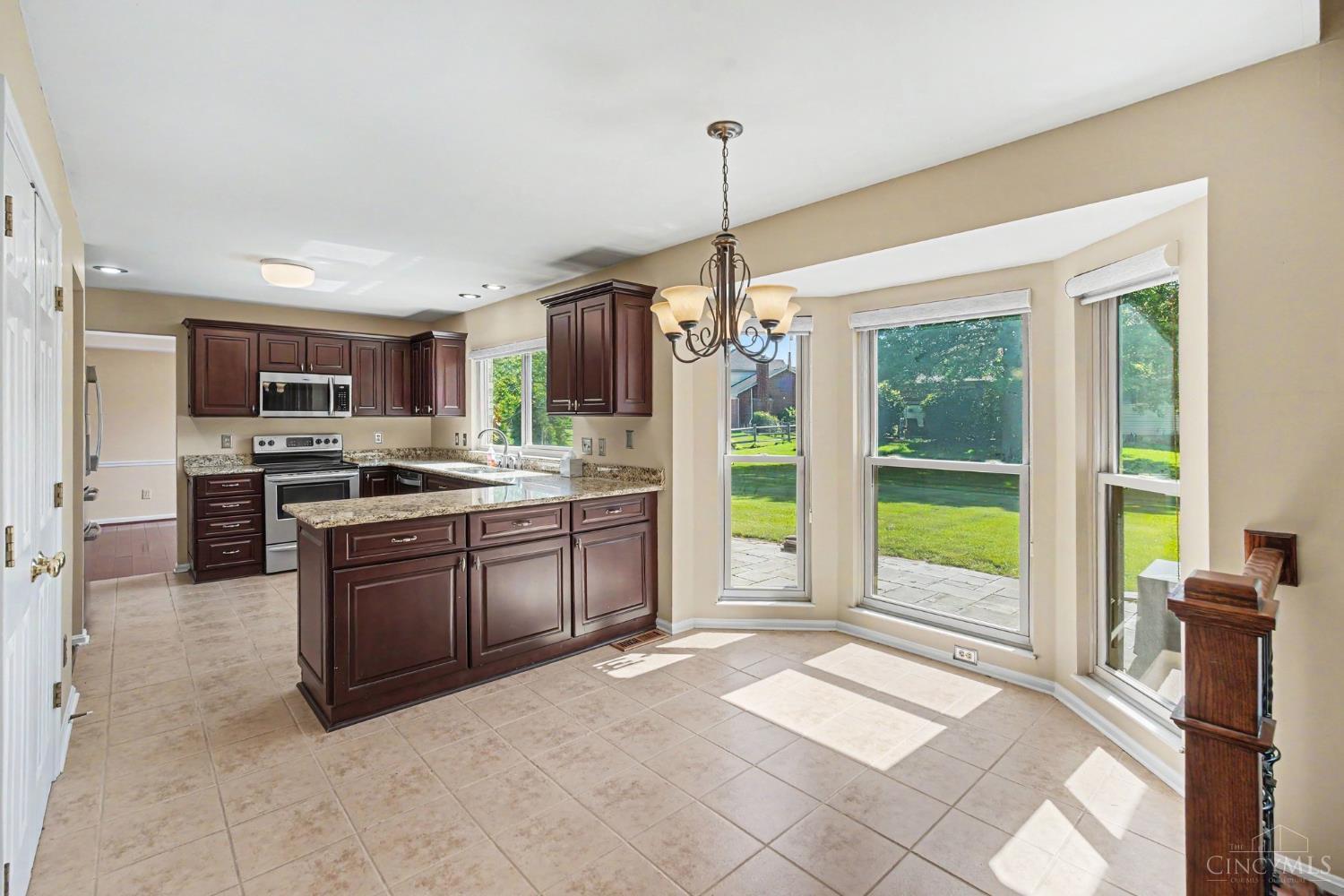 611 Shadowlawn Lane, Miami Twp, OH, 45140
