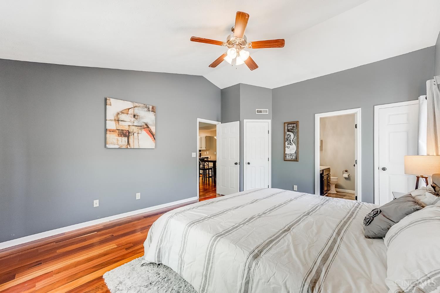 9821 Regatta Drive #303, Cincinnati, OH, 45252 — photo 17