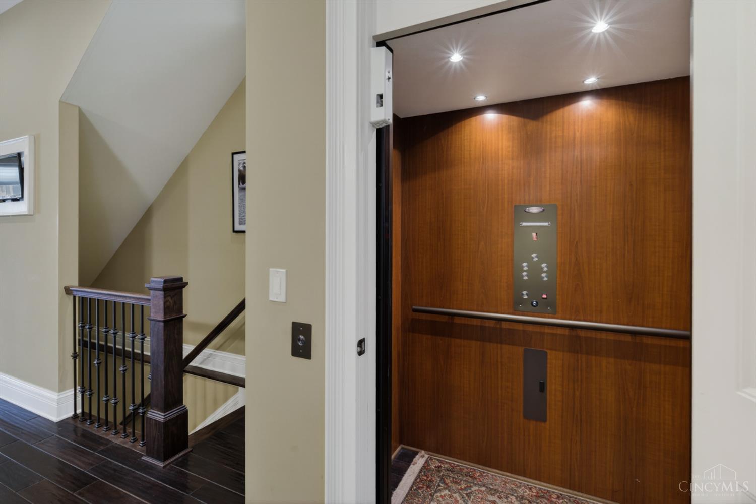 462 Strafer Street, Cincinnati, OH, 45226 — photo 25