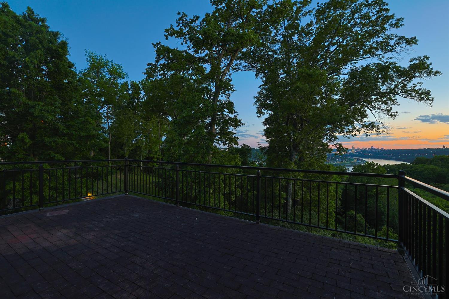 11 Weebetook Lane, Cincinnati, OH, 45208 — photo 44