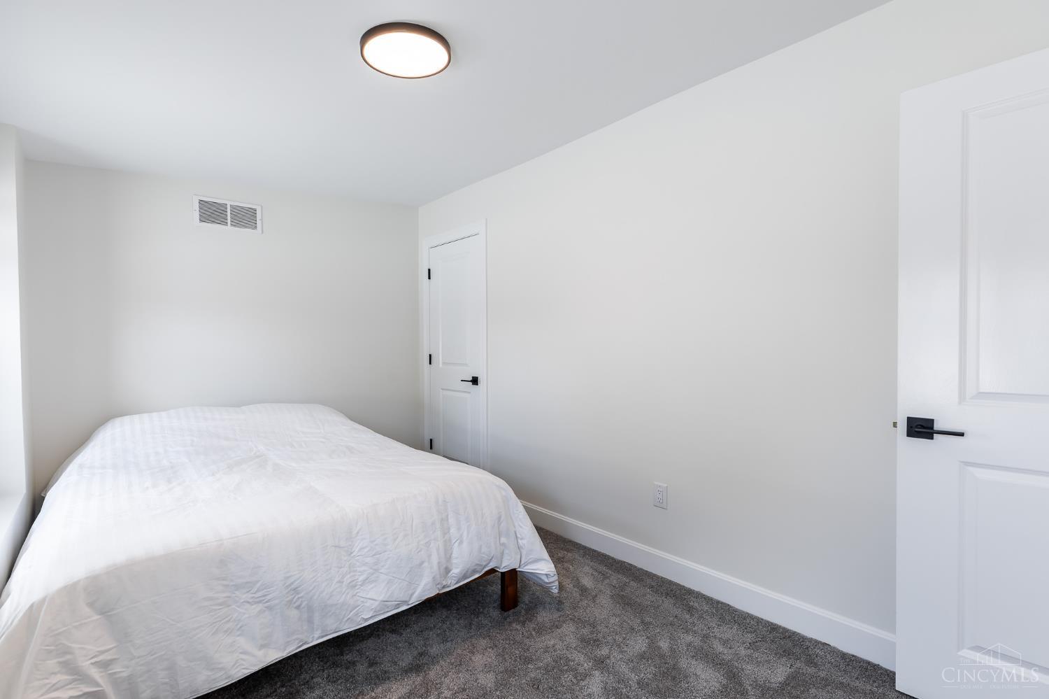 918 York Street, Cincinnati, OH, 45214 — photo 63