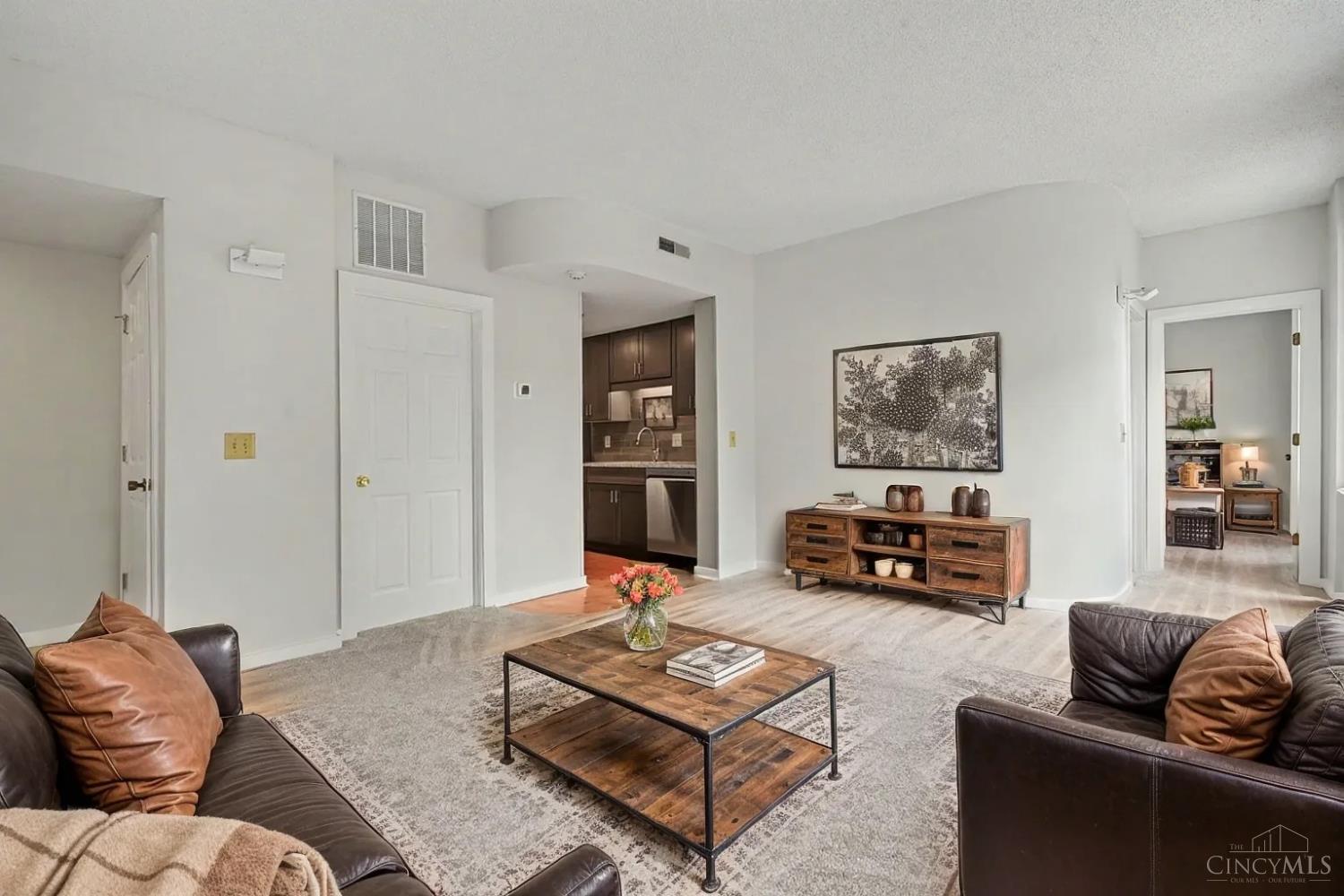 427 Hopkins Street #5, Cincinnati, OH, 45203 — photo 5