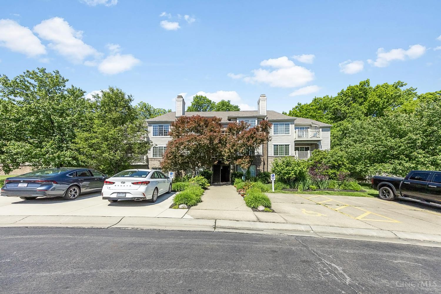 9821 Regatta Drive #303, Cincinnati, OH, 45252 — photo 2