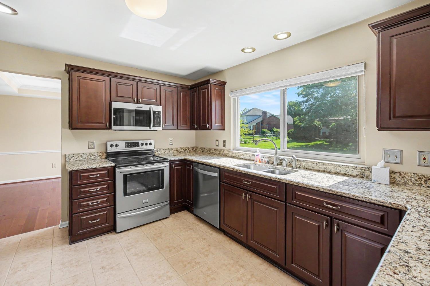 611 Shadowlawn Lane, Miami Twp, OH, 45140