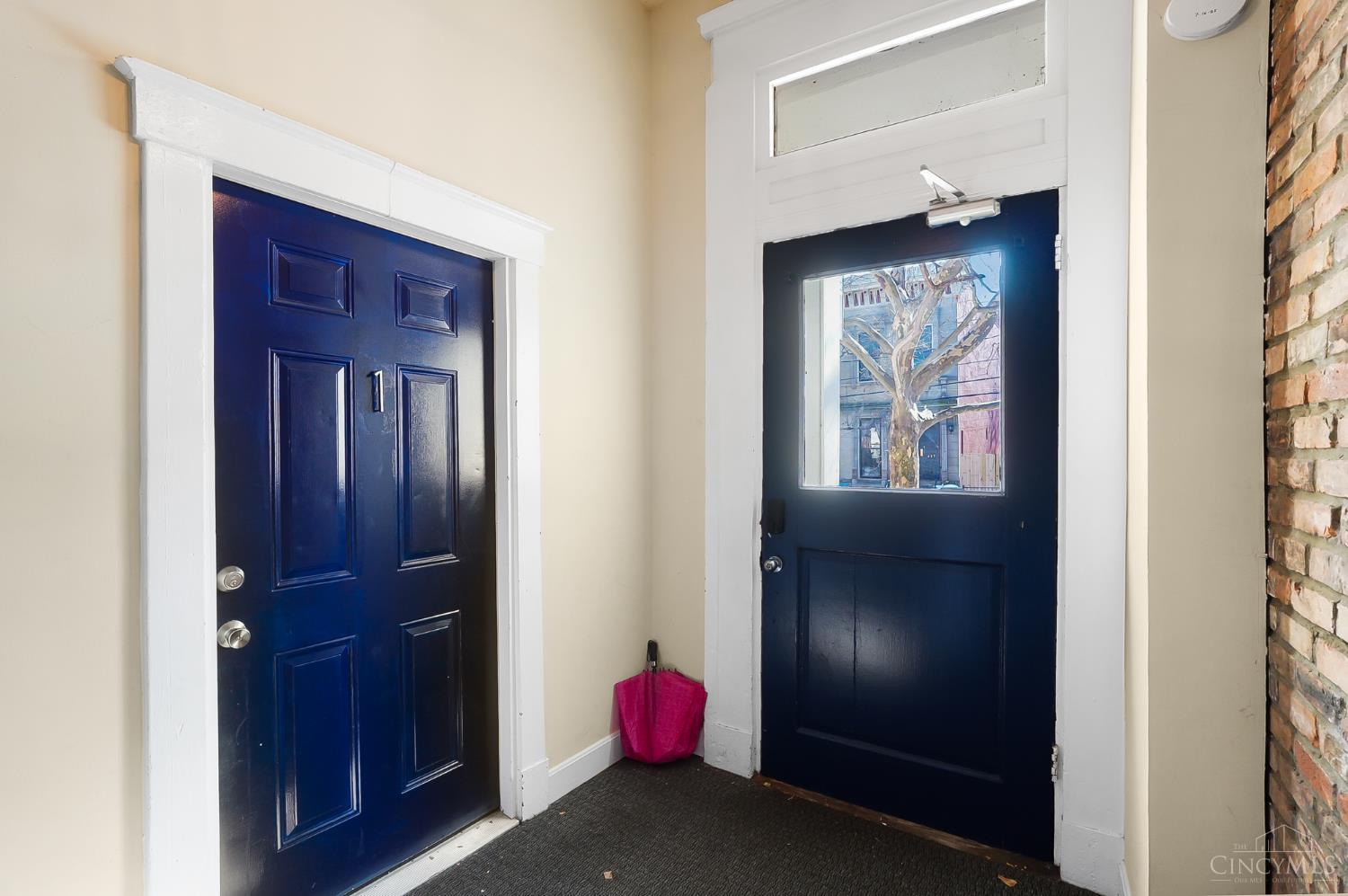 422 Clark Street, Cincinnati, OH, 45203 — photo 8