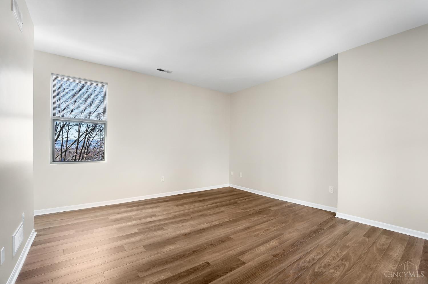 422 Clark Street, Cincinnati, OH, 45203 — photo 23