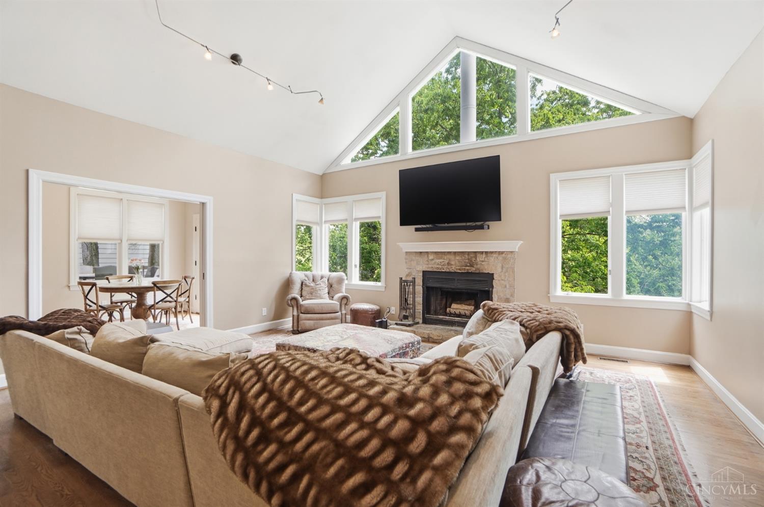 727 Miami Avenue, Terrace Park, OH, 45174 — photo 13