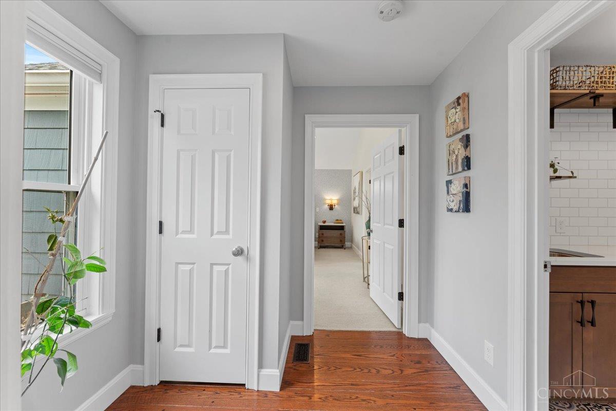 338 Compton Hills Drive, Wyoming, OH, 45215 — photo 35