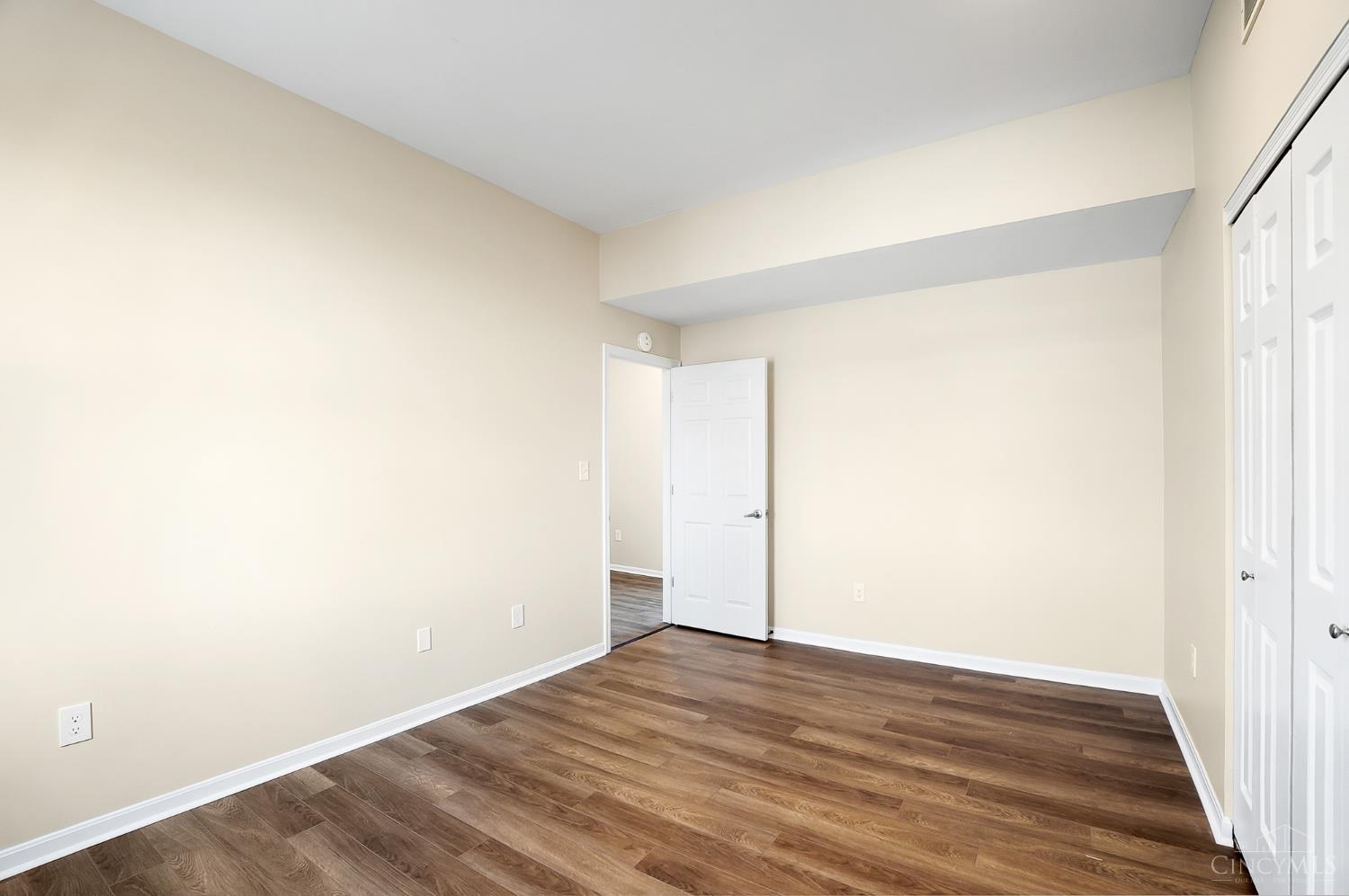 422 Clark Street, Cincinnati, OH, 45203 — photo 29