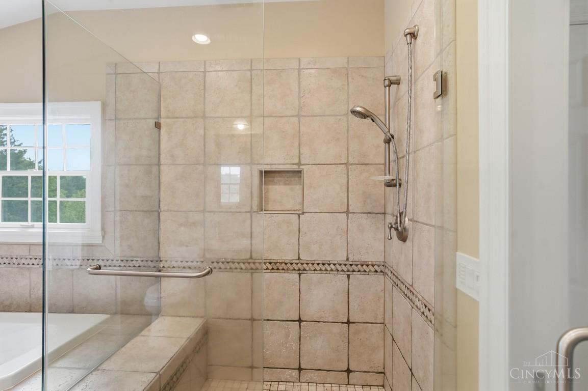 6046 Gaines Road, Green Twp, OH, 45247 — photo 45