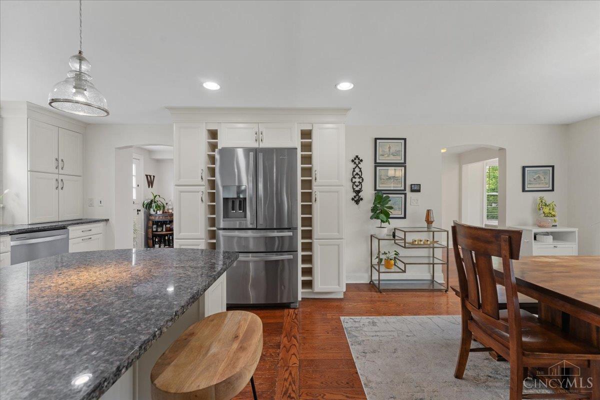 338 Compton Hills Drive, Wyoming, OH, 45215 — photo 12