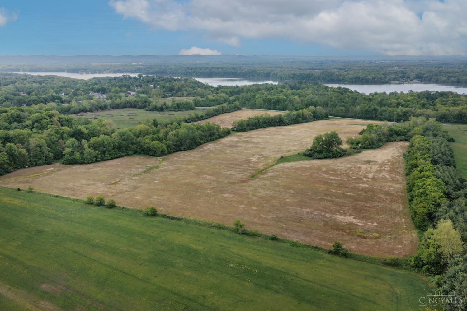 Acres North Shore Road, Hillsboro, OH, 45133