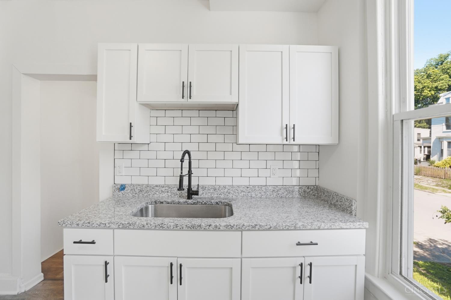 4569 Edgewood Avenue, Cincinnati, OH, 45232 — photo 5