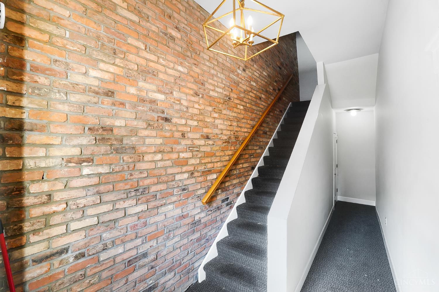 422 Clark Street, Cincinnati, OH, 45203 — photo 9