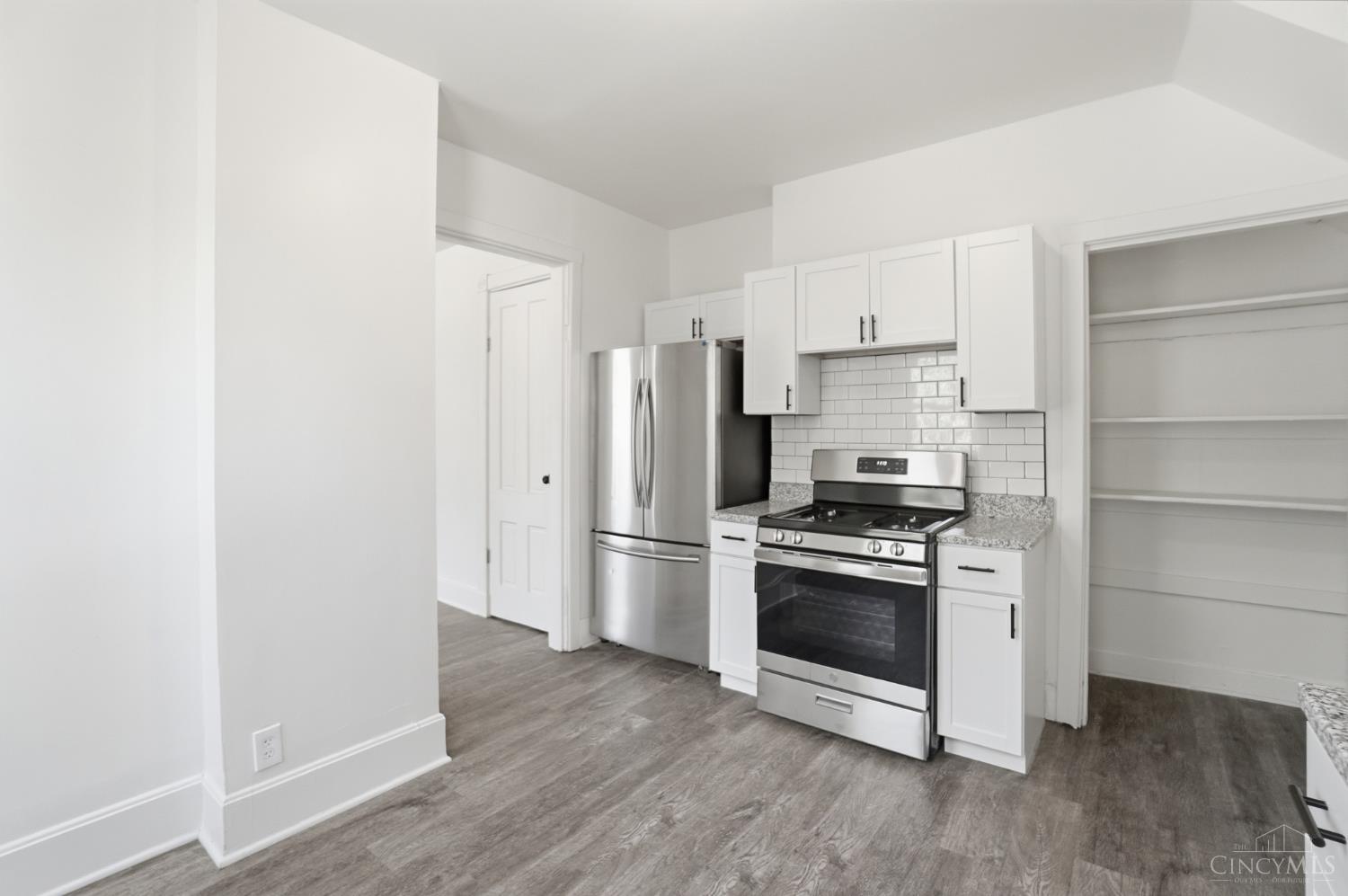4569 Edgewood Avenue, Cincinnati, OH, 45232 — photo 7