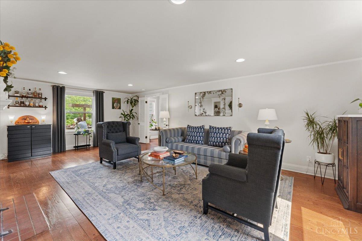 338 Compton Hills Drive, Wyoming, OH, 45215 — photo 32