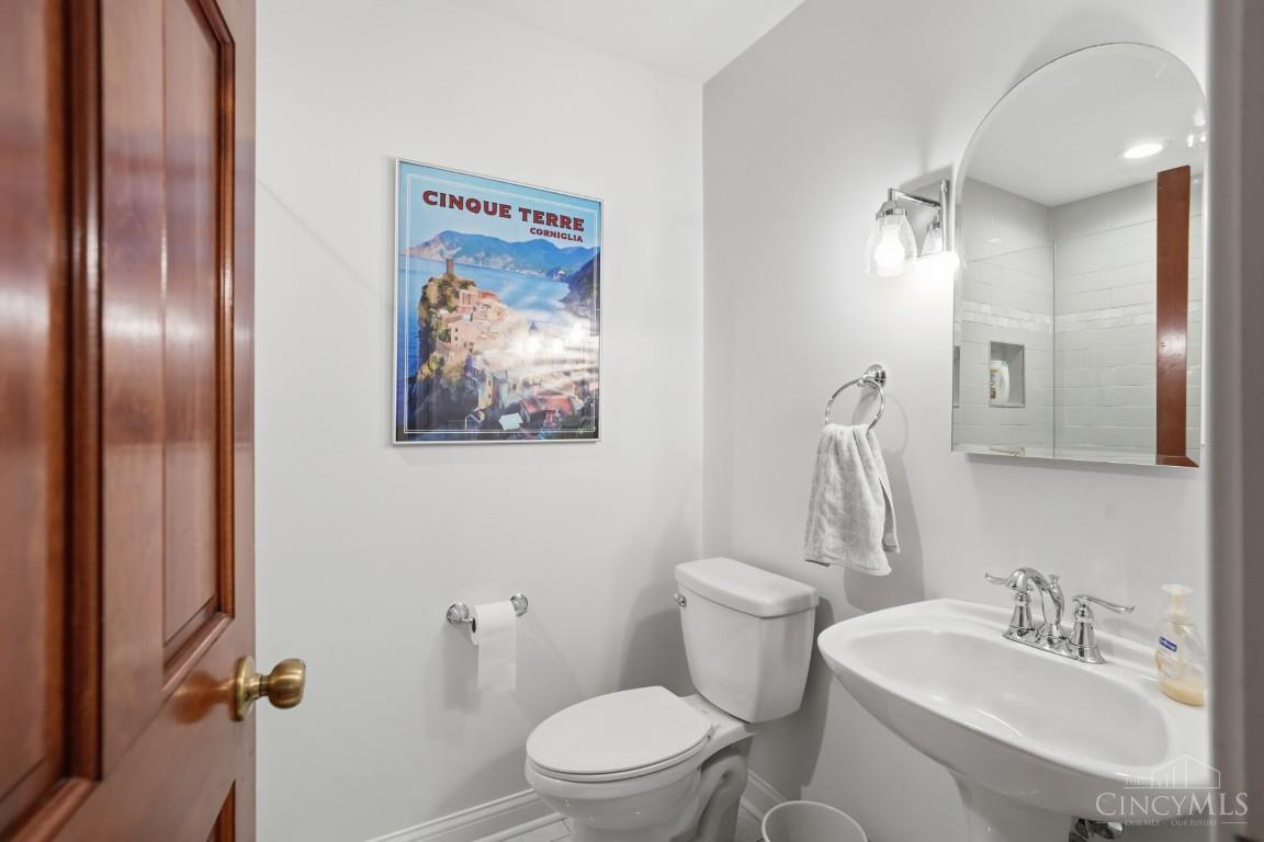 6046 Gaines Road, Green Twp, OH, 45247 — photo 35
